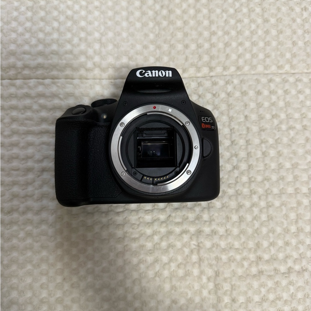 Canon Black Digital Camera DSLR